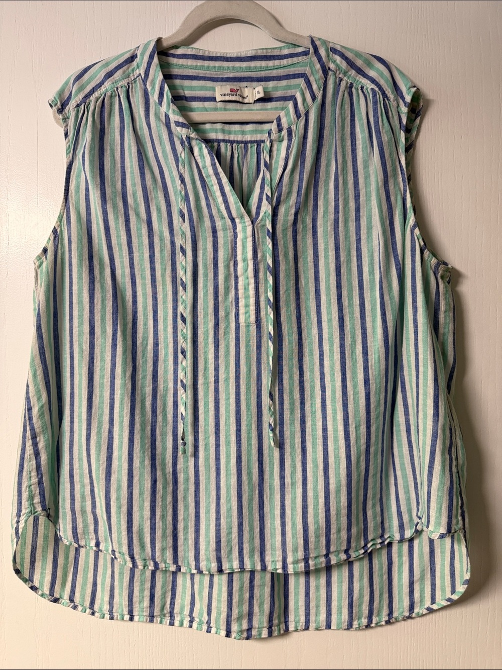 Women’s Vineyard Vines Sleeveless Top
